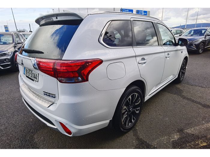 Mitsubishi Outlander 2018