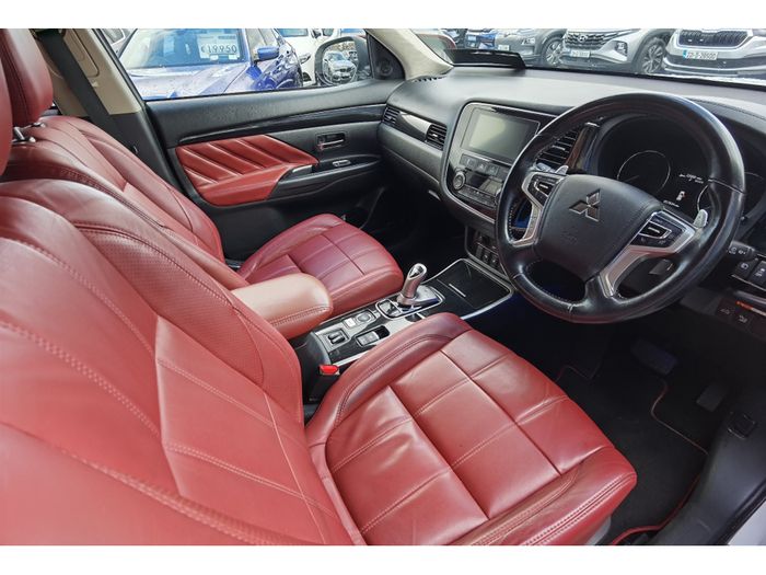Mitsubishi Outlander 2018