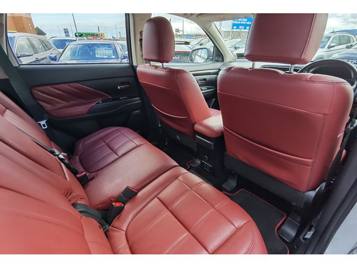 Mitsubishi Outlander 2018
