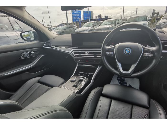 BMW 3 Series 2023