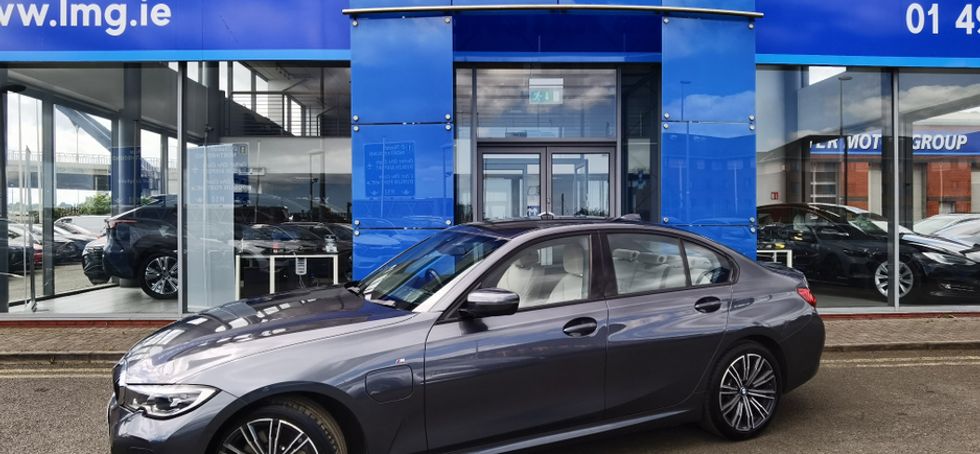 BMW 3 Series 2021