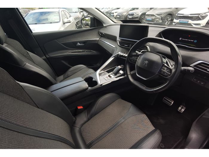 Peugeot 3008 2023
