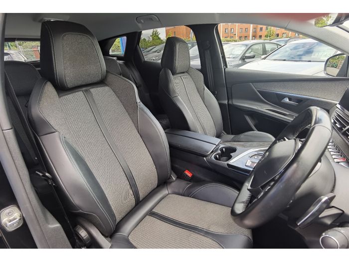 Peugeot 3008 2023
