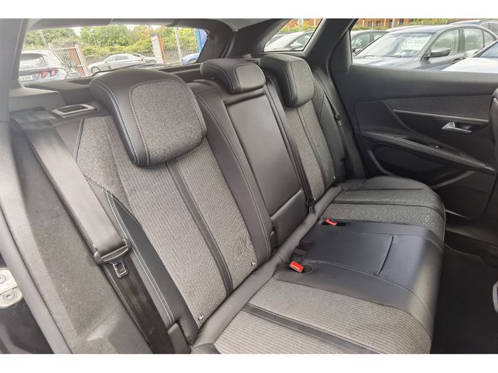 Peugeot 3008 2023