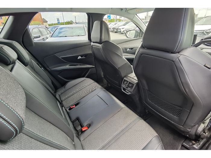 Peugeot 3008 2023
