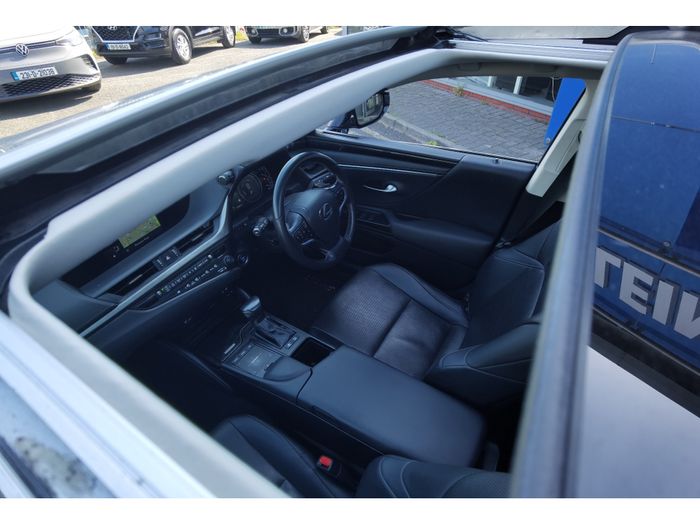 Lexus ES 300h 2020