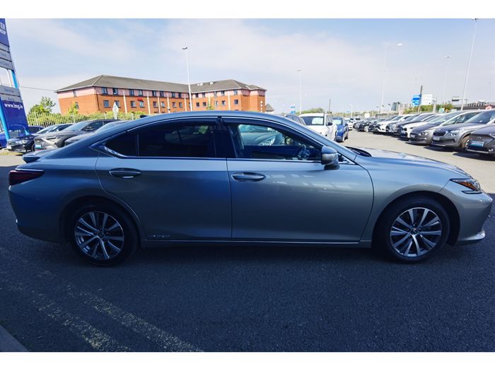 Lexus ES 300h 2020