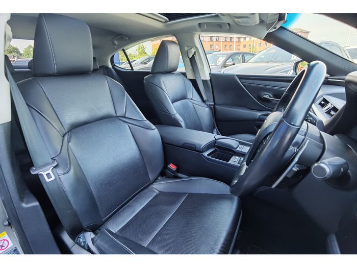 Lexus ES 300h 2020