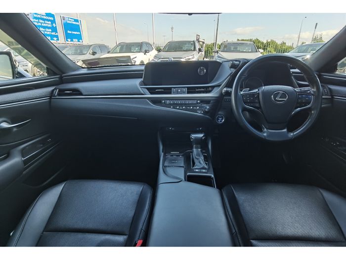 Lexus ES 300h 2020