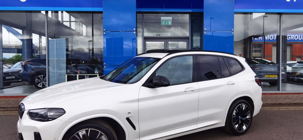 BMW iX3 2022