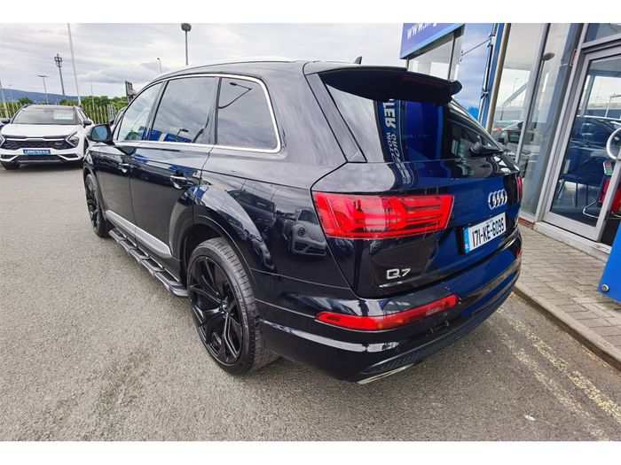 Audi Q7 2017