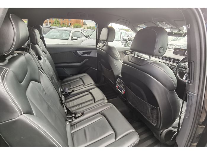 Audi Q7 2017