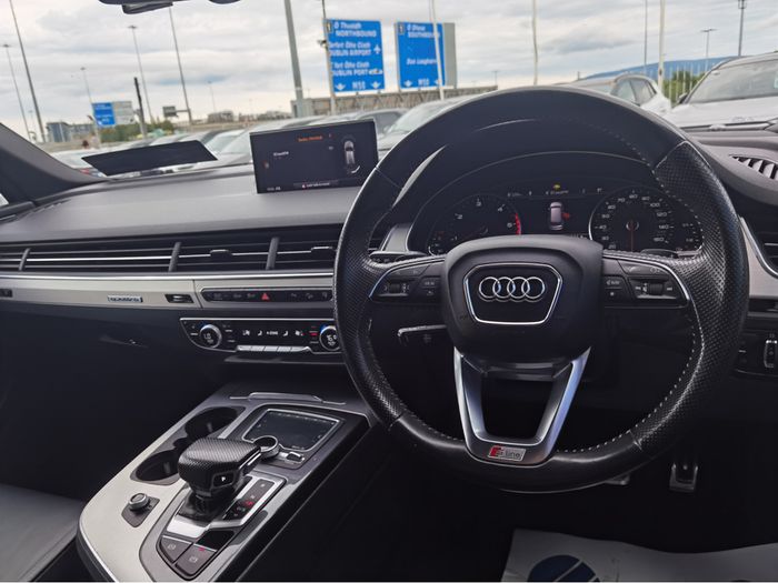 Audi Q7 2017