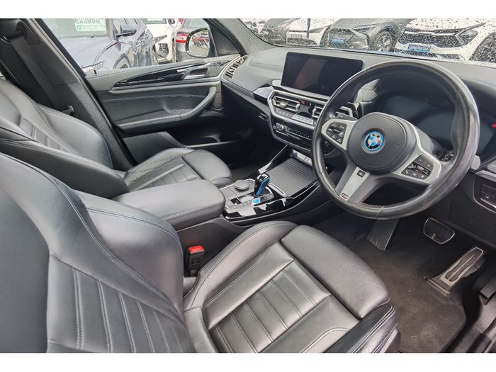 BMW iX3 2022