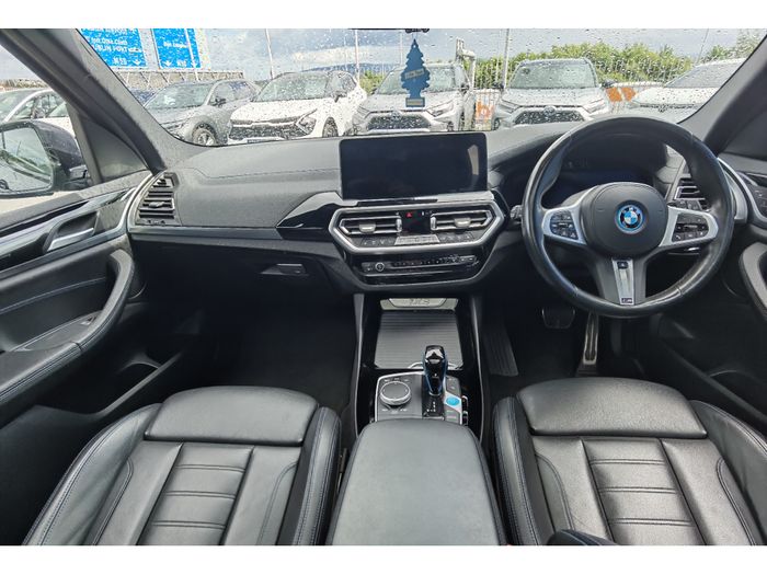 BMW iX3 2022