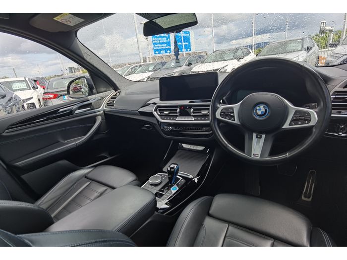 BMW iX3 2022