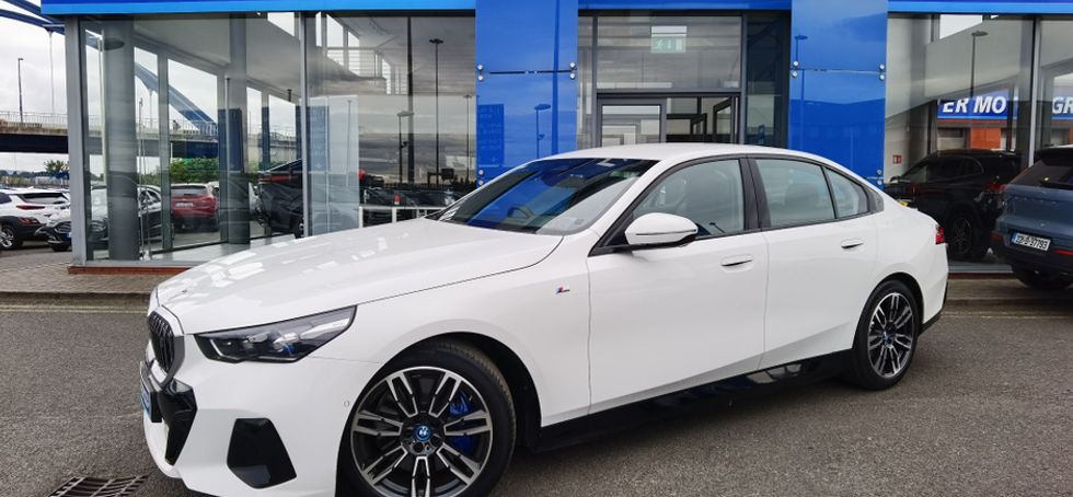 BMW i5 2024