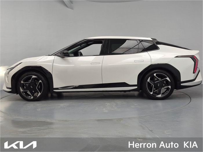 Kia EV4 2026