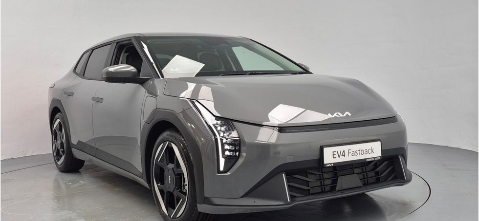 Kia EV4 2026