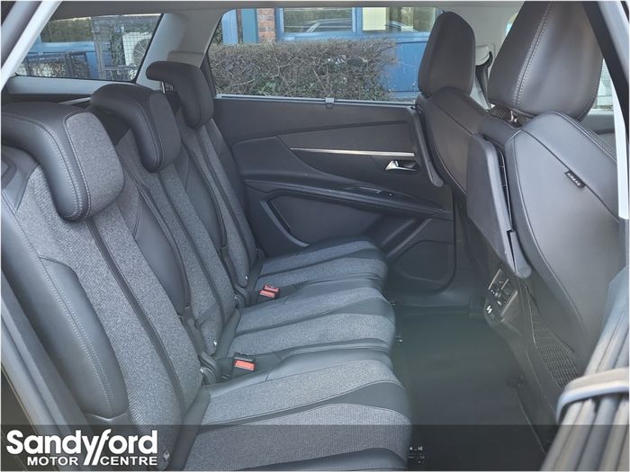 Peugeot 5008 2019