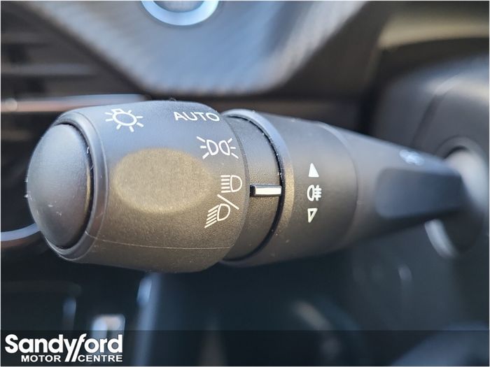 Peugeot 208 2022