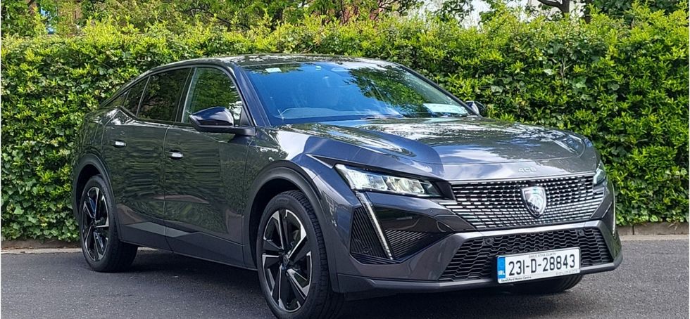 Peugeot 408 2023