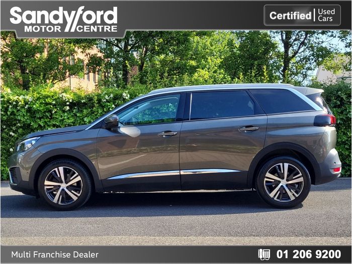 Peugeot 5008 2020