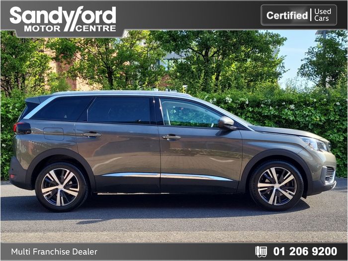 Peugeot 5008 2020
