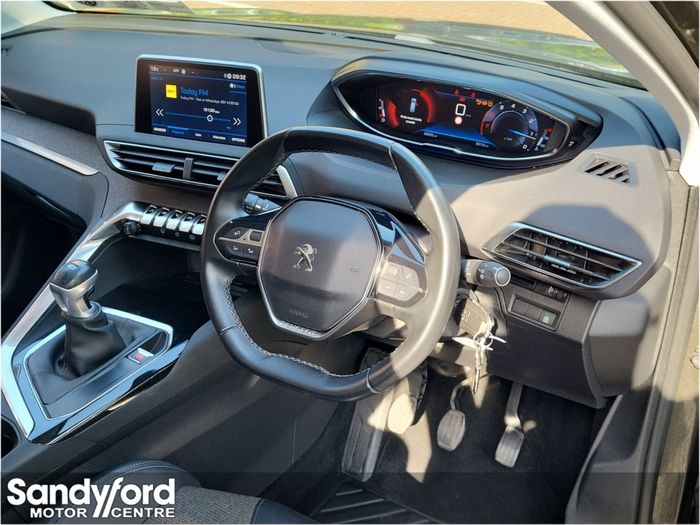 Peugeot 5008 2020