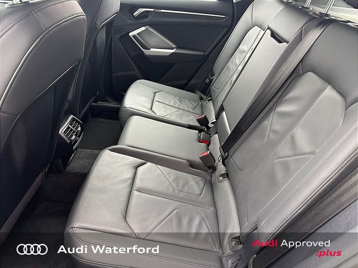 Audi Q3 2023