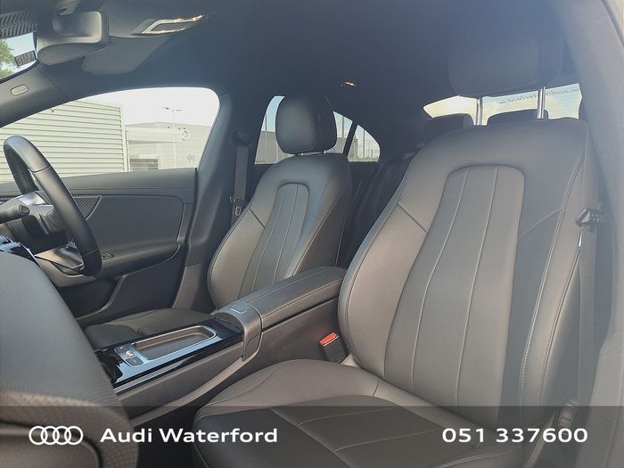 Mercedes-Benz CLA 2024