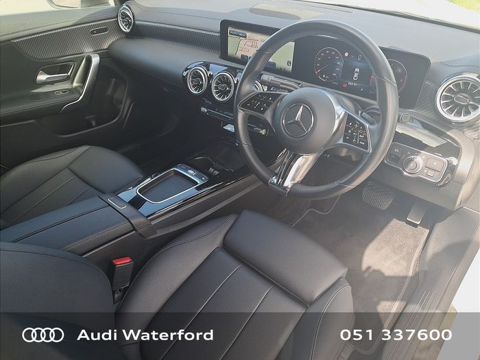 Mercedes-Benz CLA 2024