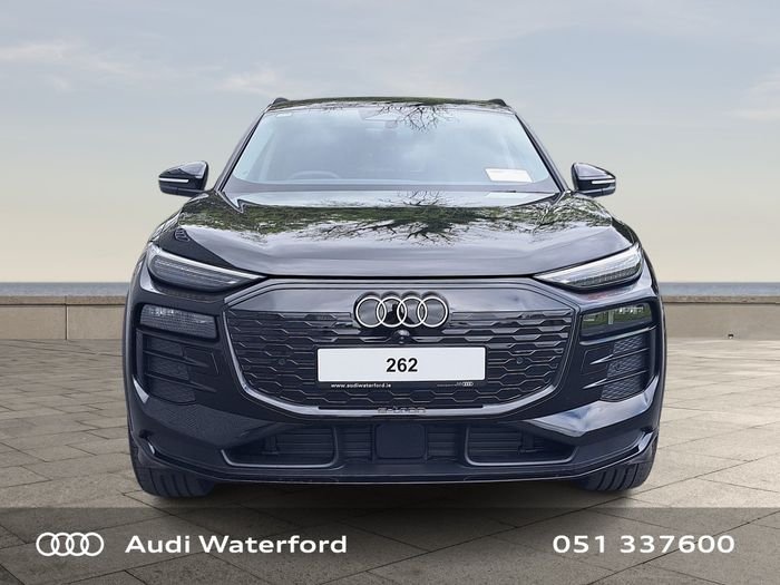 Audi Q6 e-tron 2026