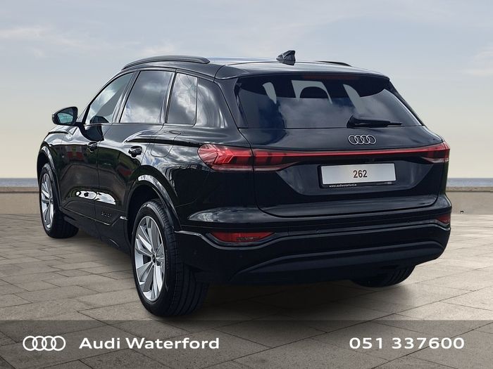 Audi Q6 e-tron 2026