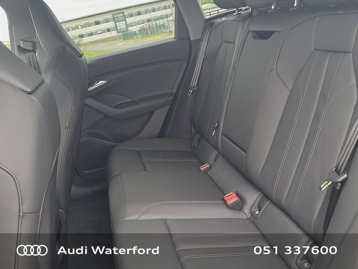 Audi Q6 e-tron 2026