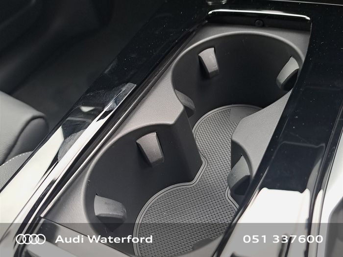 Audi Q6 e-tron 2026