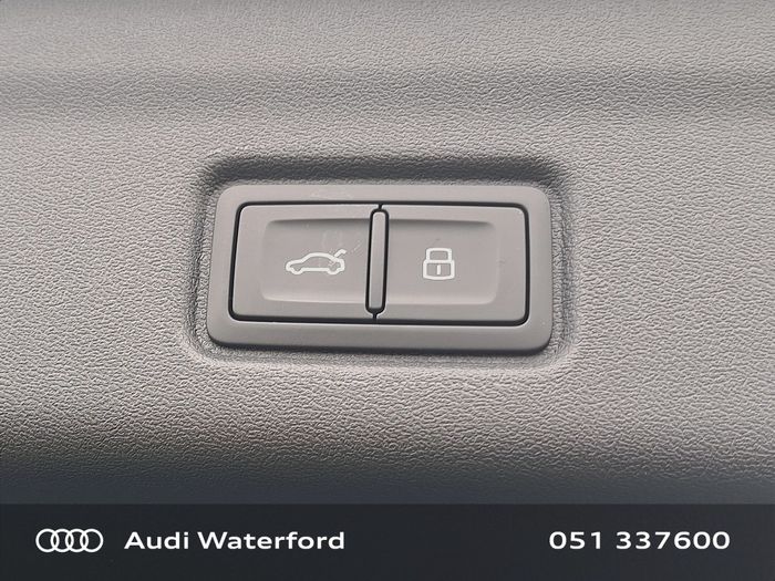 Audi Q6 e-tron 2026