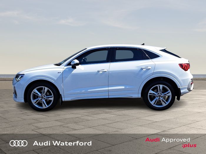 Audi Q3 2021