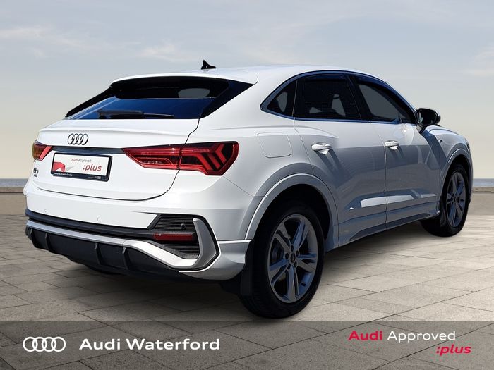 Audi Q3 2021