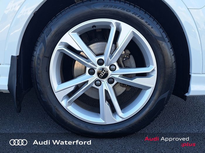 Audi Q3 2021