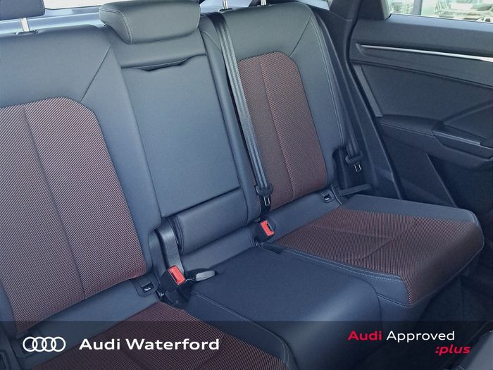 Audi Q3 2021