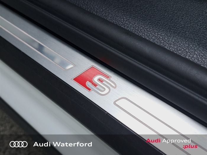 Audi Q3 2021