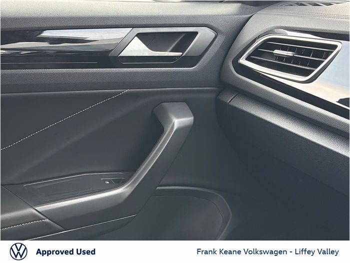 Volkswagen T-Roc 2023