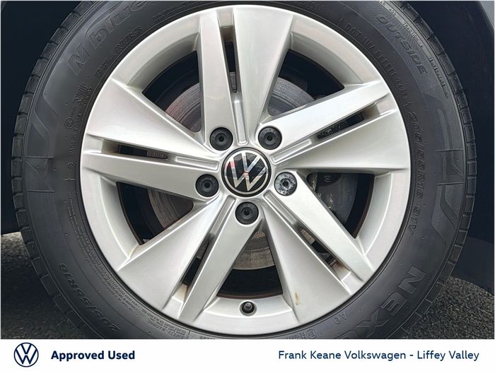 Volkswagen Golf 2023
