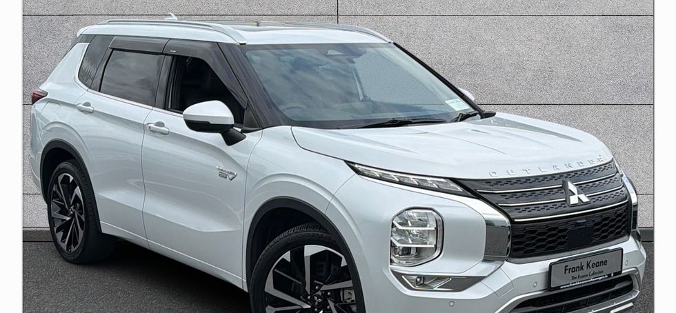 Mitsubishi Outlander 2023