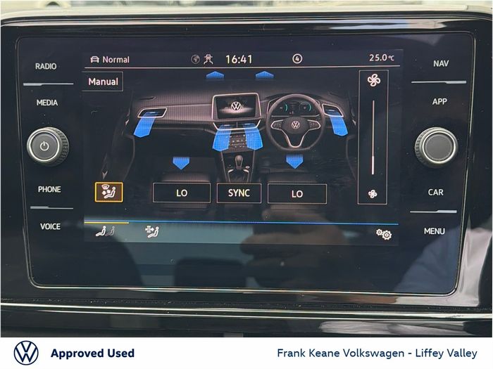 Volkswagen T-Roc 2023