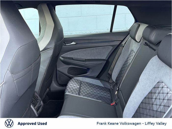 Volkswagen Golf 2024