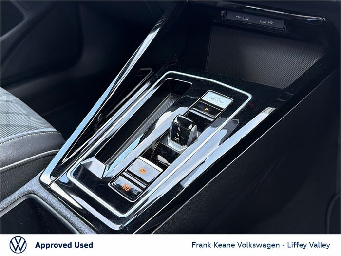 Volkswagen Golf 2024