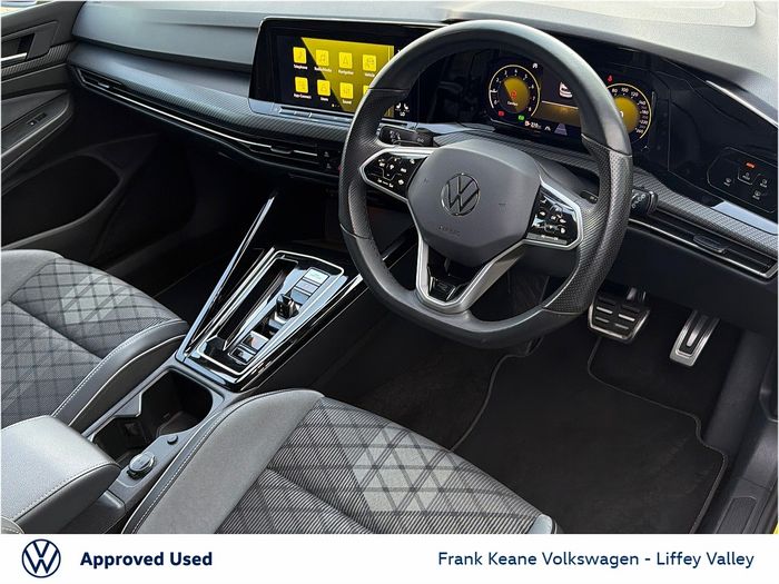 Volkswagen Golf 2024