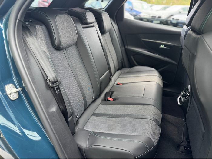 Peugeot 3008 2023
